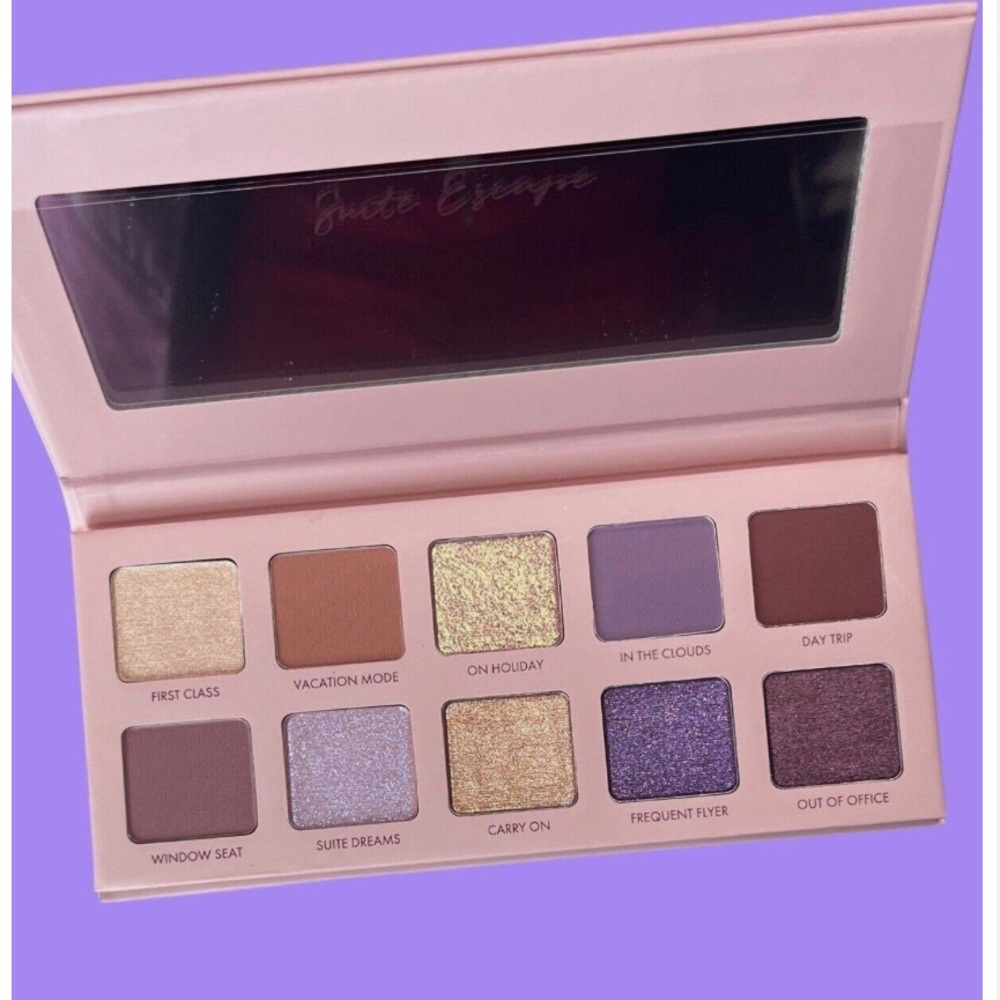 Wander Suite Escape Pallette